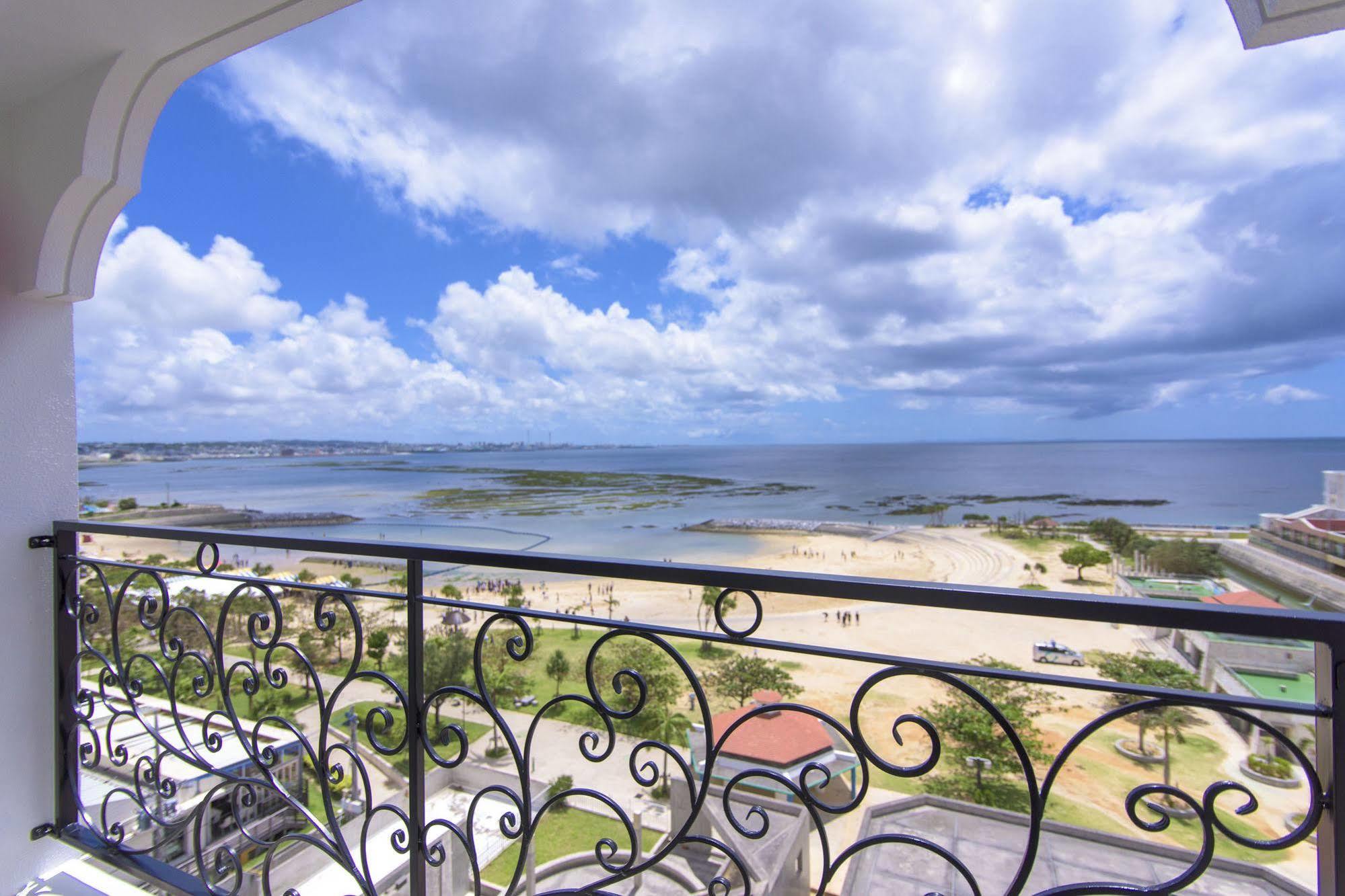 Condominium Hotel Monpa Chatan Εξωτερικό φωτογραφία
